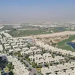 Heaven Escape Surrounded By Stunning Golf View High Floor -Netflix-Gym-Pool -Perfect Vacations